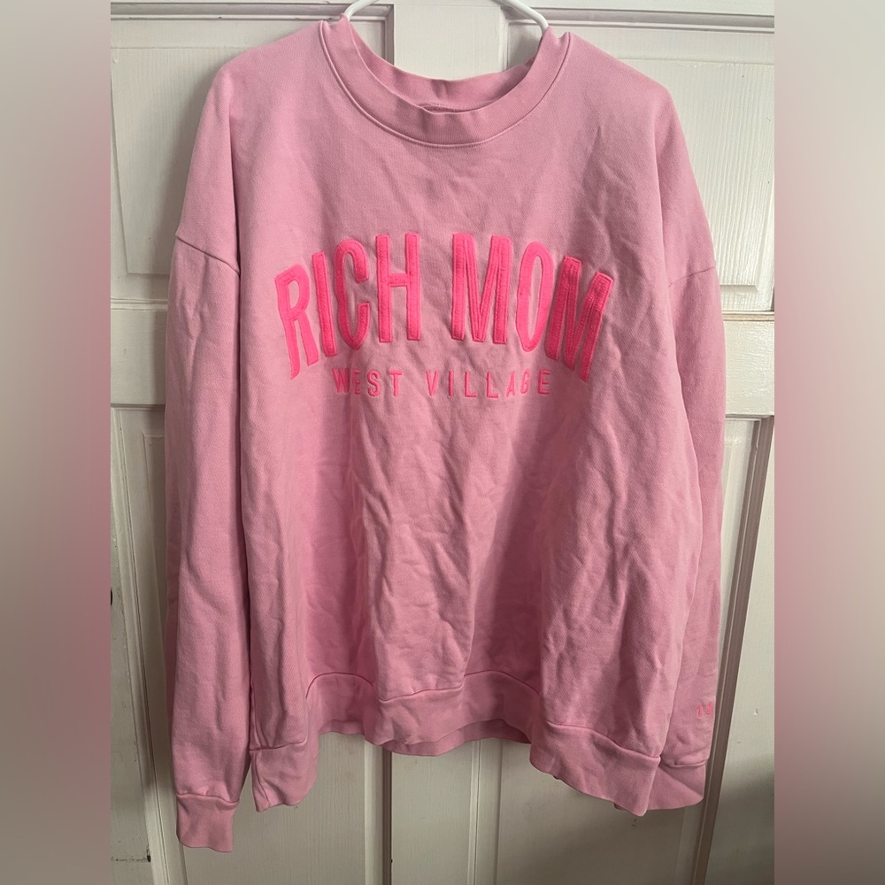 TINX’s Rich Mom Sweatshirt